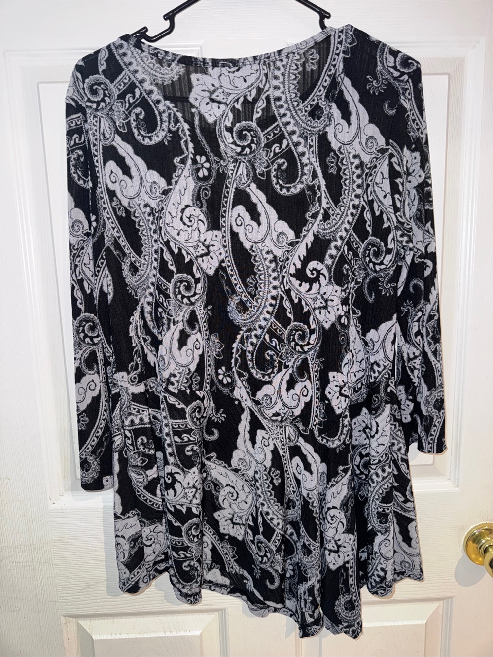 Dana Buchman Black & Gray Paisley A-Line Tunic - Picture 3 of 3